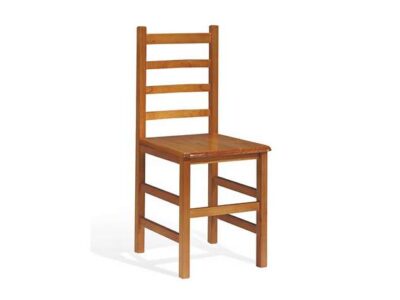 Silla rústica cuadrada de líneas rectas de madera