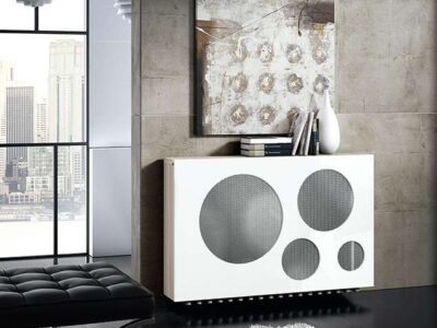 Cubreradiador lacado blanco con estante