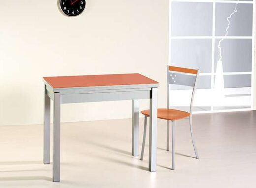 mesa-cocina-cristal-naranja-extensible