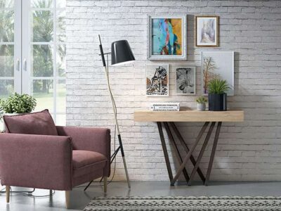 Recibidor industrial vintage con balda de madera