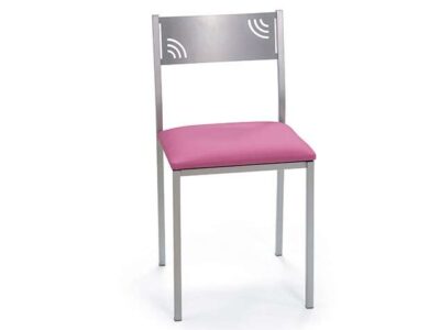 silla-tapizada-rosa-con-estructura-de-aluminio