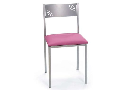 silla-tapizada-rosa-con-estructura-de-aluminio