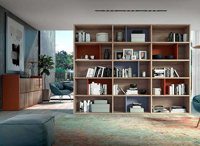 https://hipopotamo.com/wp-content/uploads/2021/06/muebles-salon-color-madera-natural-con-bajo-tv-y-estante-colgante-116cl806.jpg