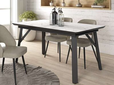Mesa de comedor rectangular en tres acabados