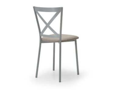 325 SILLA CROSS, P. Silla Cross para cocina, con formato práctico para desayunos y comidas diarias.