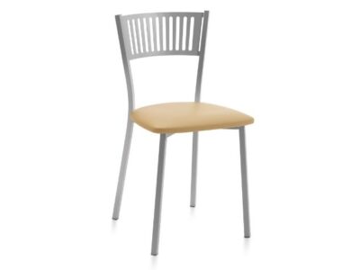 325 SILLA PILI, P. Silla Pili para cocina, con formato práctico para desayunos y comidas diarias.