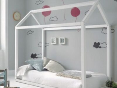 020- Cama infantil con estructura de casita