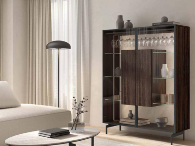 105 - Vitrina B059 con mueble bar integrado